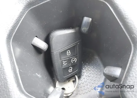 2019 Volkswagen Jetta 1.4T R-Line/1.4T S/1.4T Se from USA, damaged, VIN 3VWC57BU9KM121503